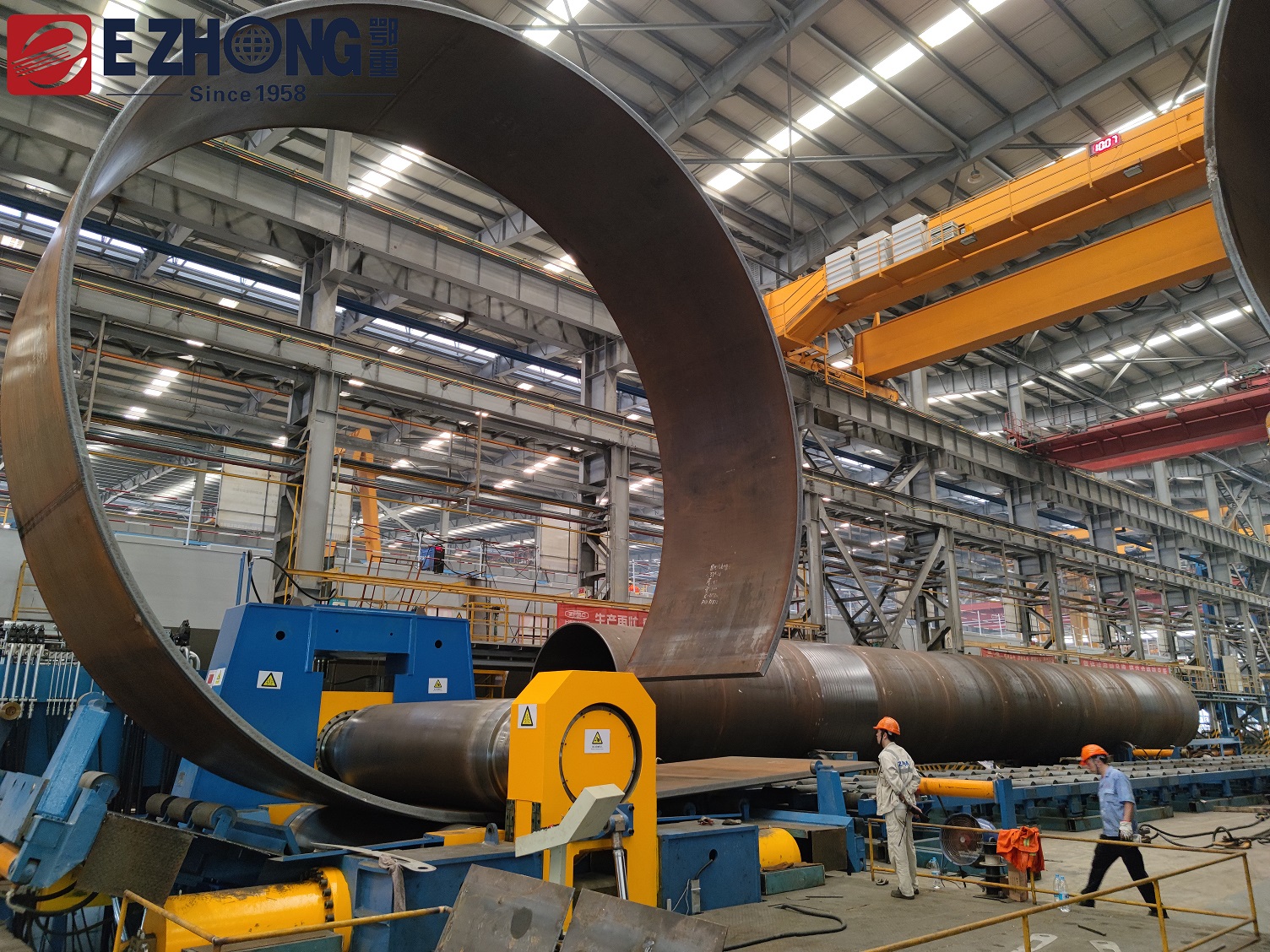 EZHONG's 200/4500 Super Large Fully Hydraulic Three-roller Rolling Machine Has Been Put into Production!